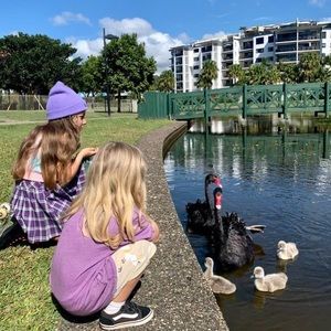 Meet your Posher, Nicky